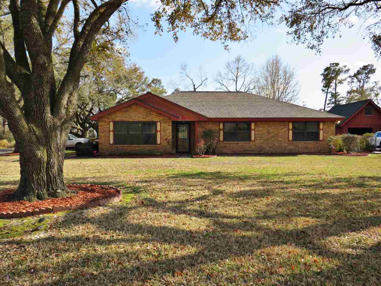 Property Photo:  1891 Huntsman  TX 77632 