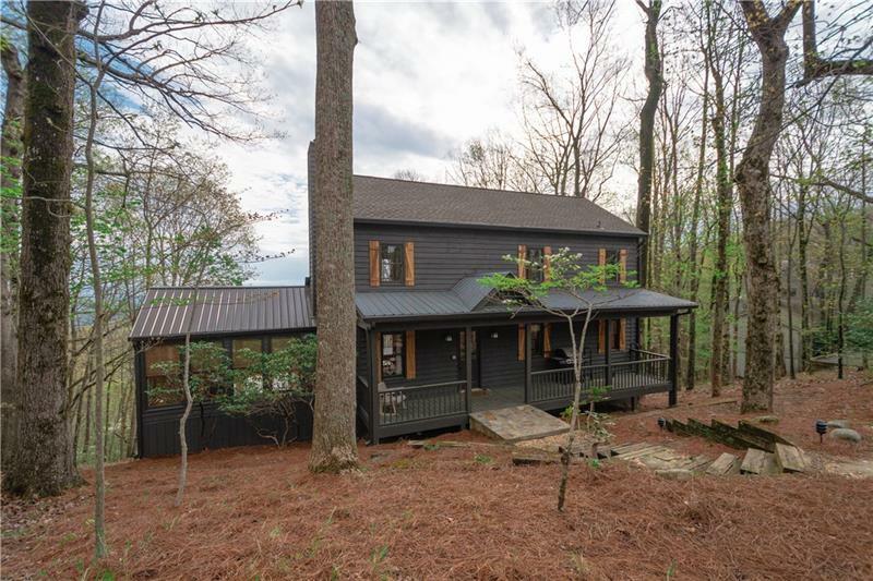 Property Photo:  424 Sanderlin Mountain Drive  GA 30143 