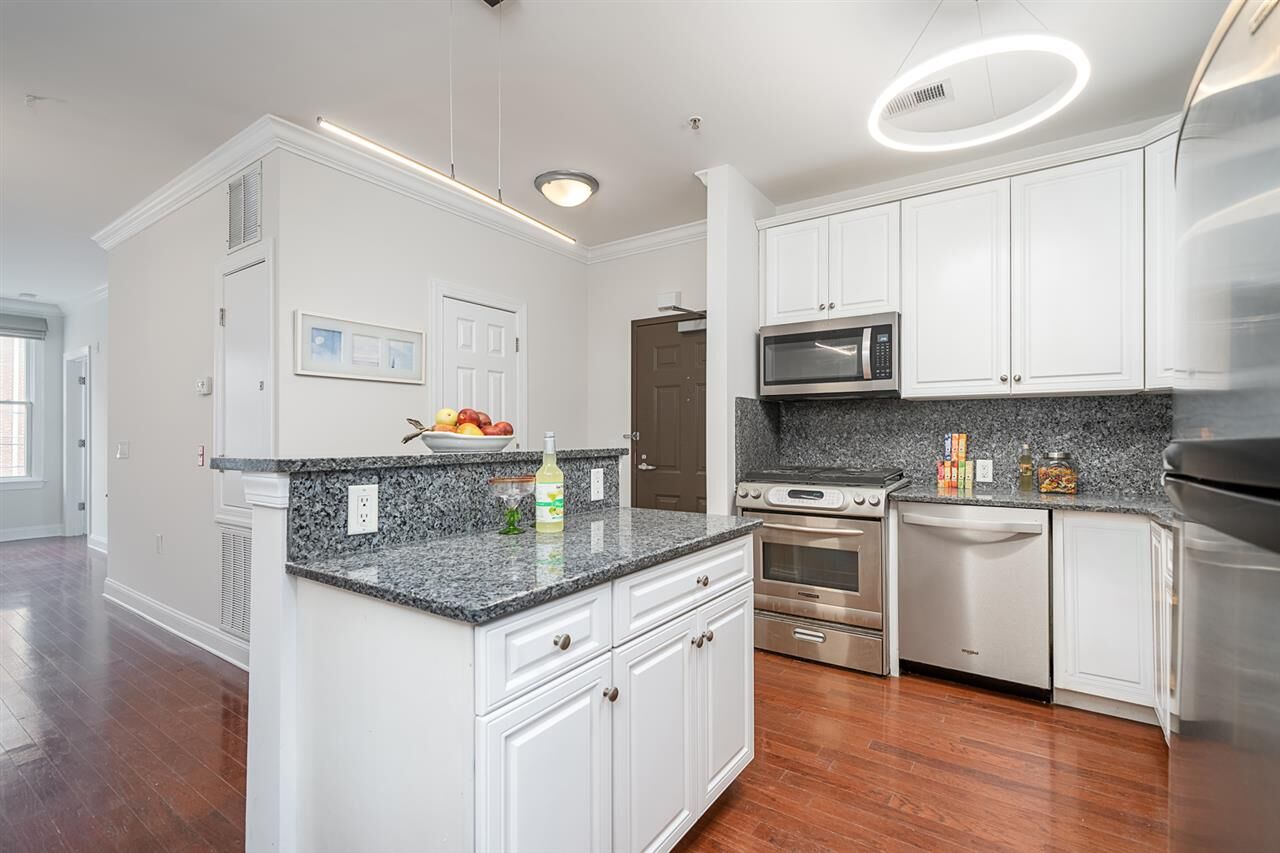 Property Photo: 126 Dudley St 213 NJ 07302