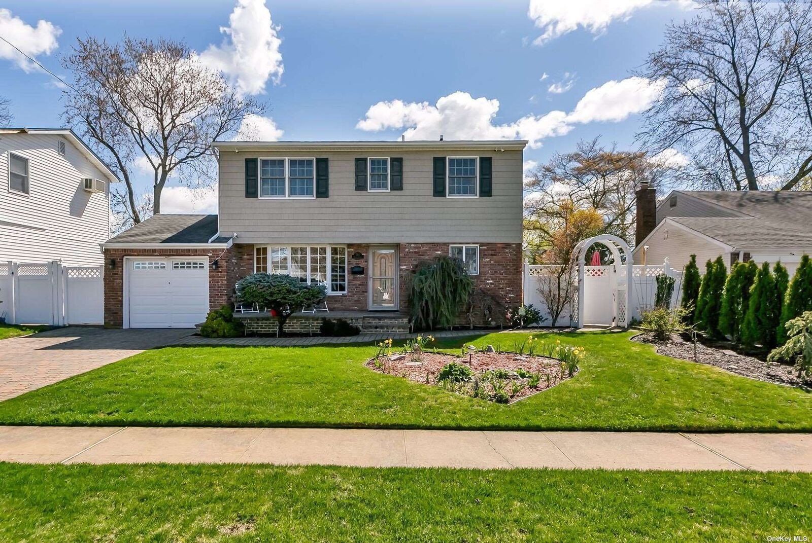 Property Photo:  391 Pacific Street  NY 11762 