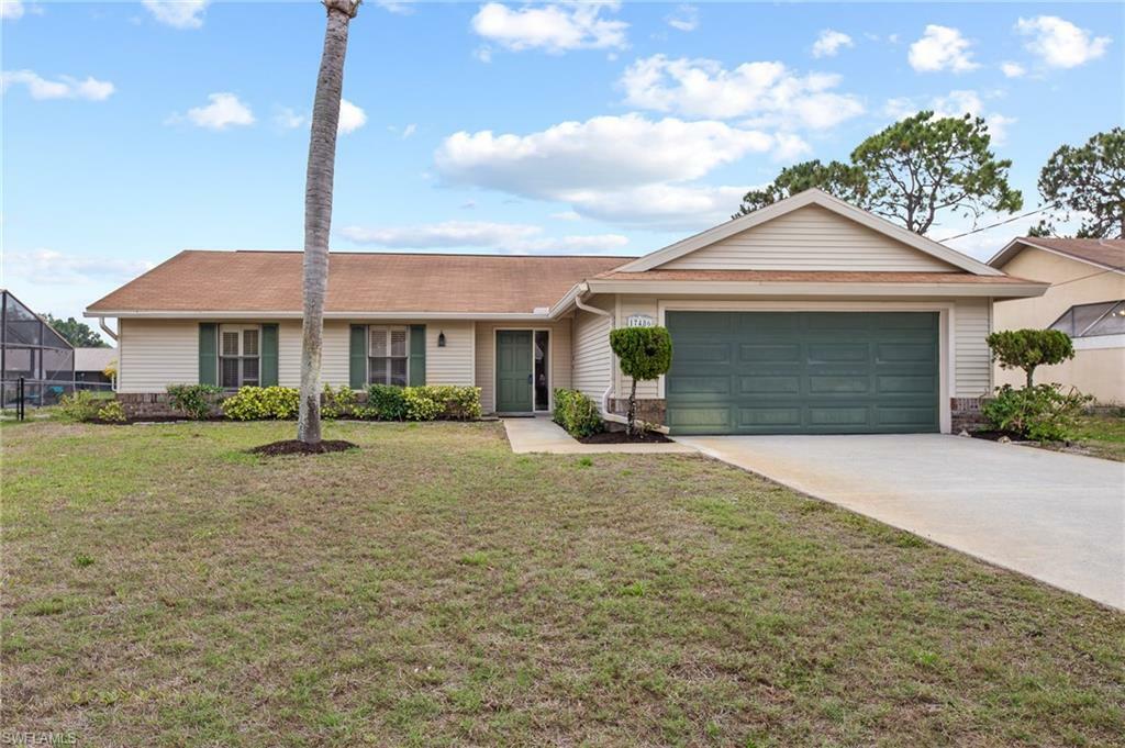 Property Photo:  17486 Meadow Lake Circle  FL 33967 