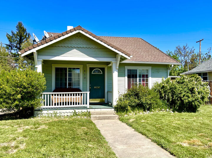 613 S Ivy Street  Medford OR 97501 photo