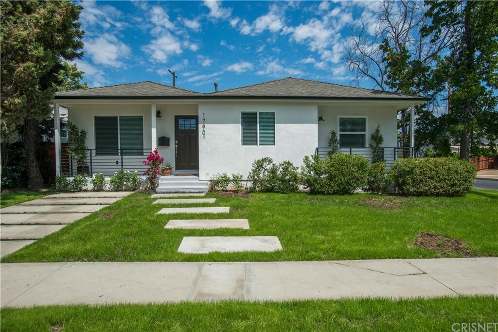 Property Photo:  17901 Martha Street  CA 91316 