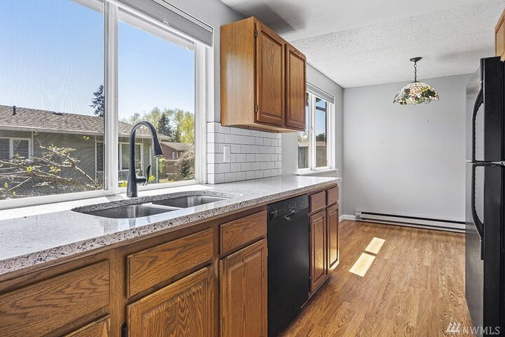 Property Photo: 8810 E G St WA 98445