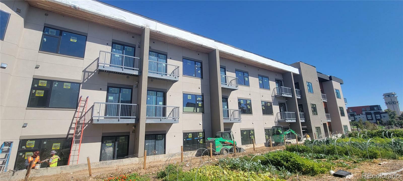 2876 W 53rd Avenue 113  Denver CO 80221 photo