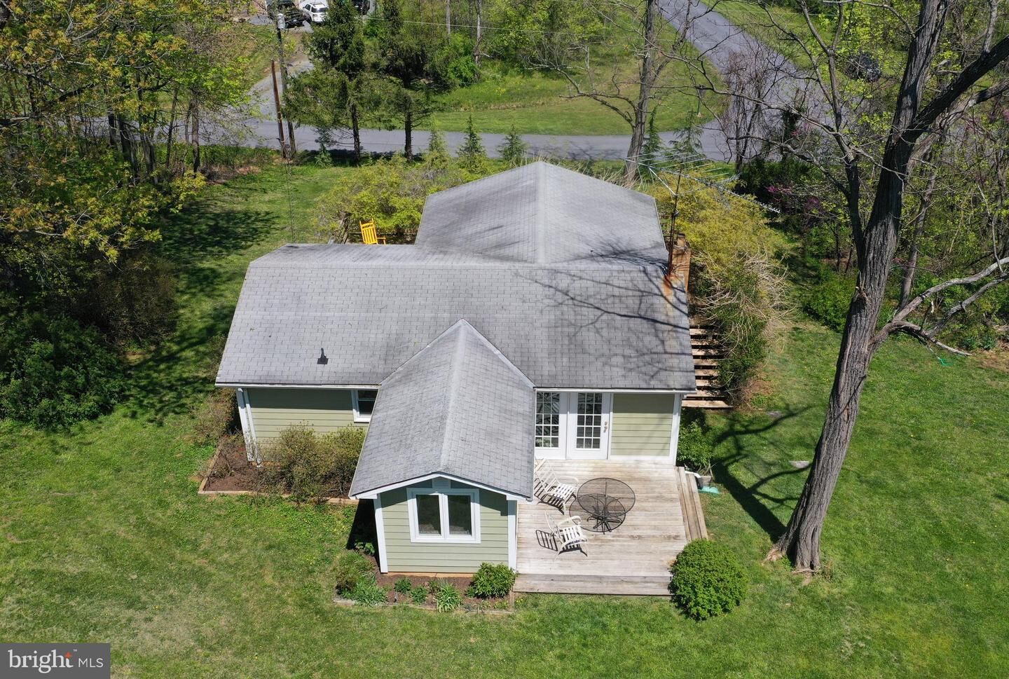 Property Photo: 223 Shenandoah Trail VA 22602