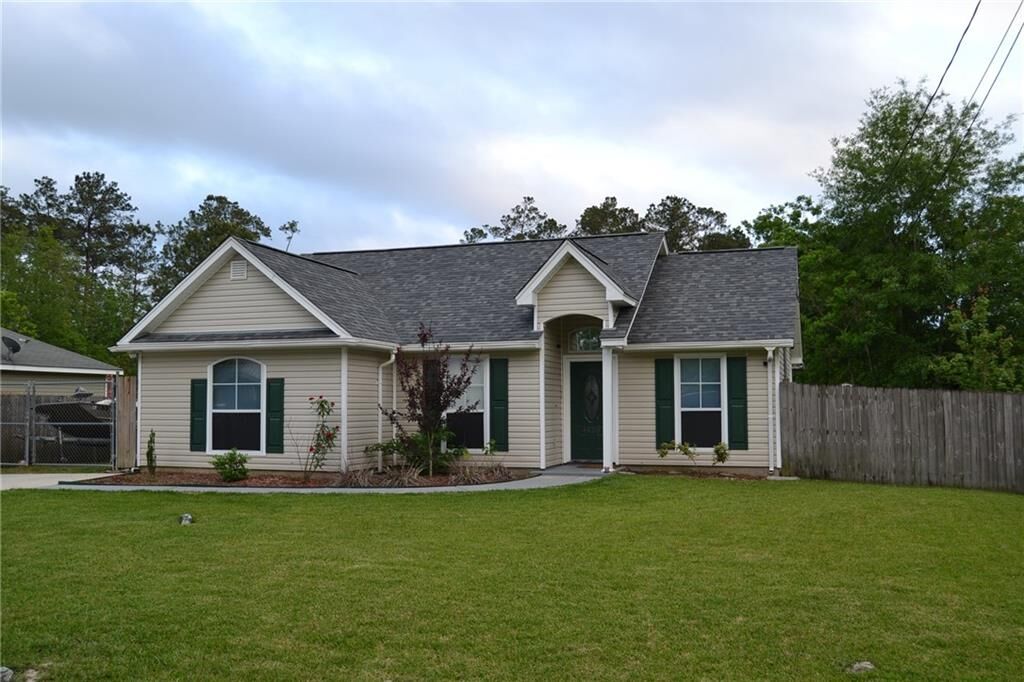 Property Photo:  4620 Oak Drive  LA 70461