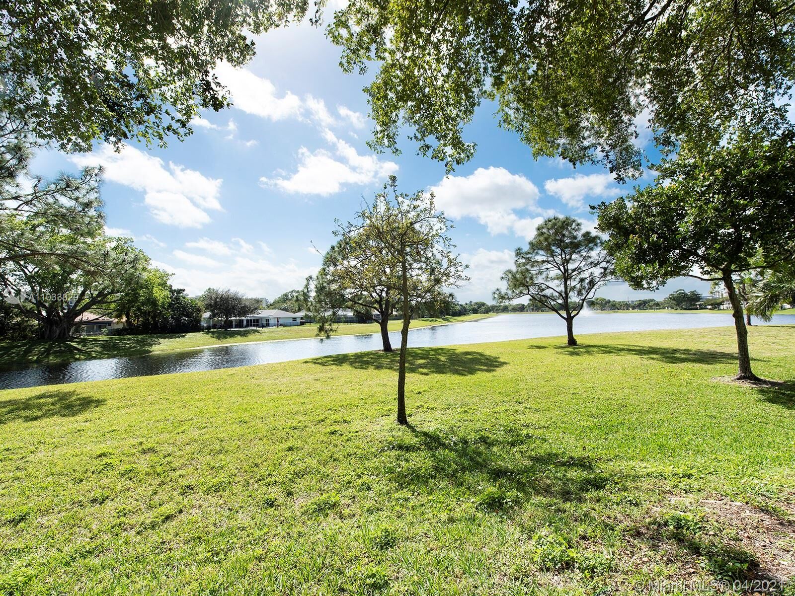 Property Photo:  3010 N Course Dr 109  FL 33069