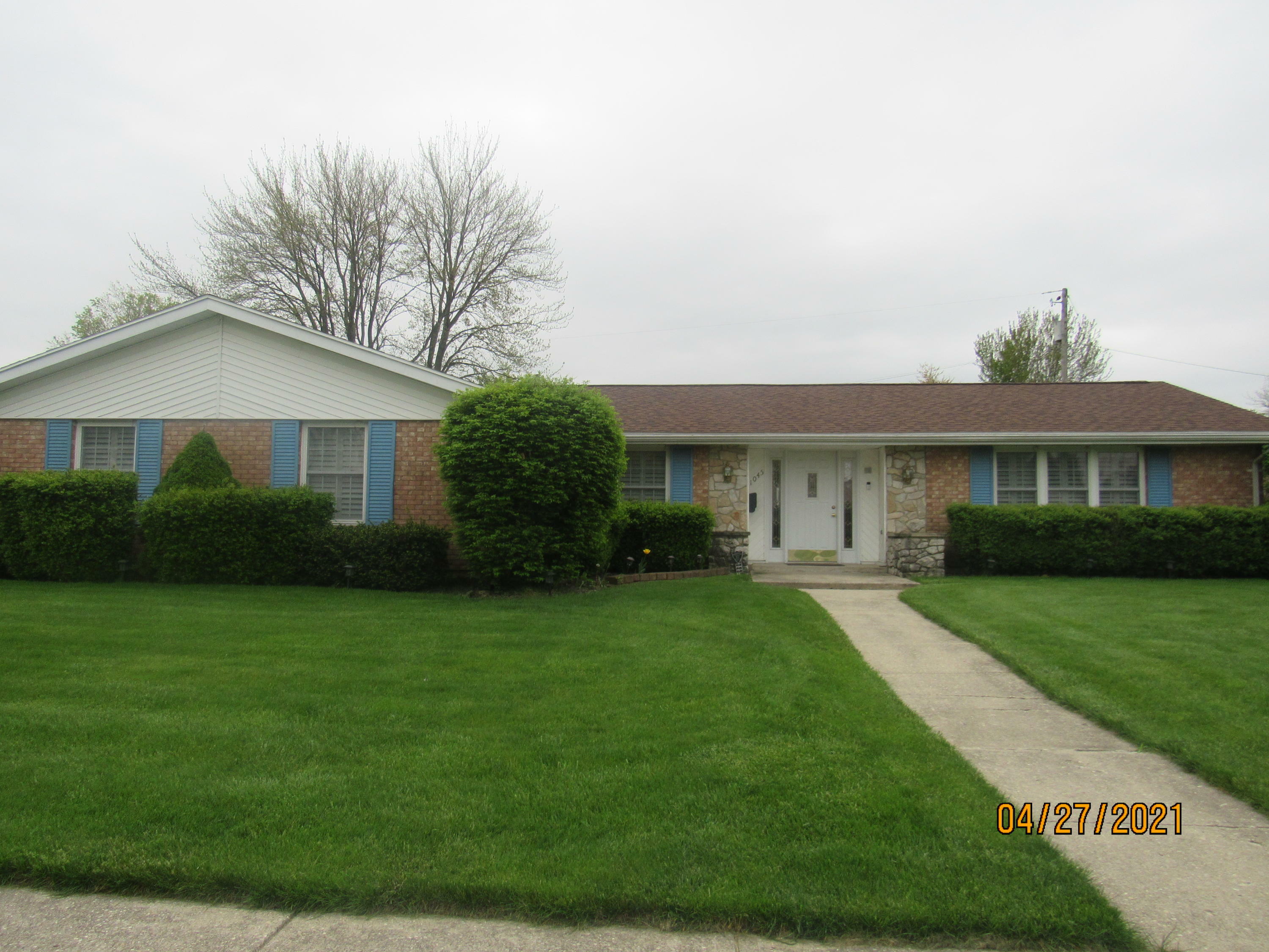 1045 Santa Monica Avenue  Springfield OH 45503 photo