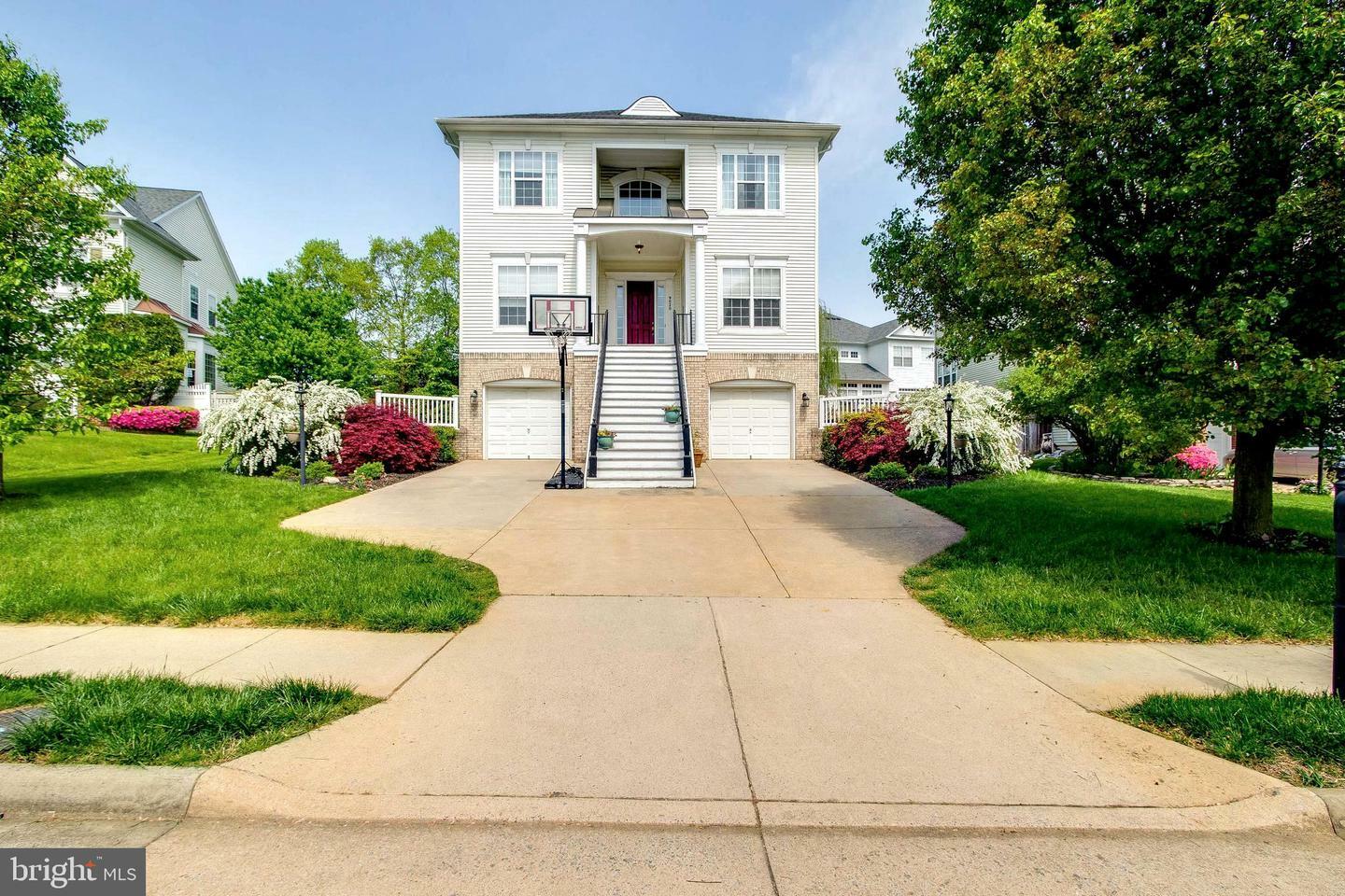 Property Photo:  9020 Haywood Avenue  VA 22079 