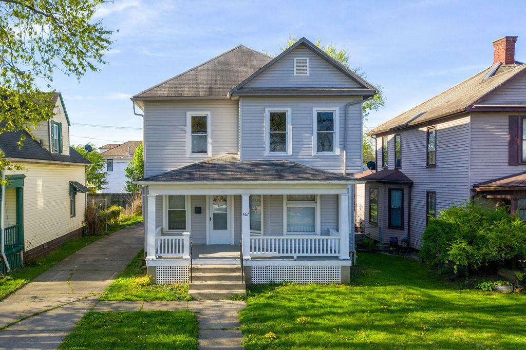 Property Photo:  467 Tuscarawas Street  OH 43055 