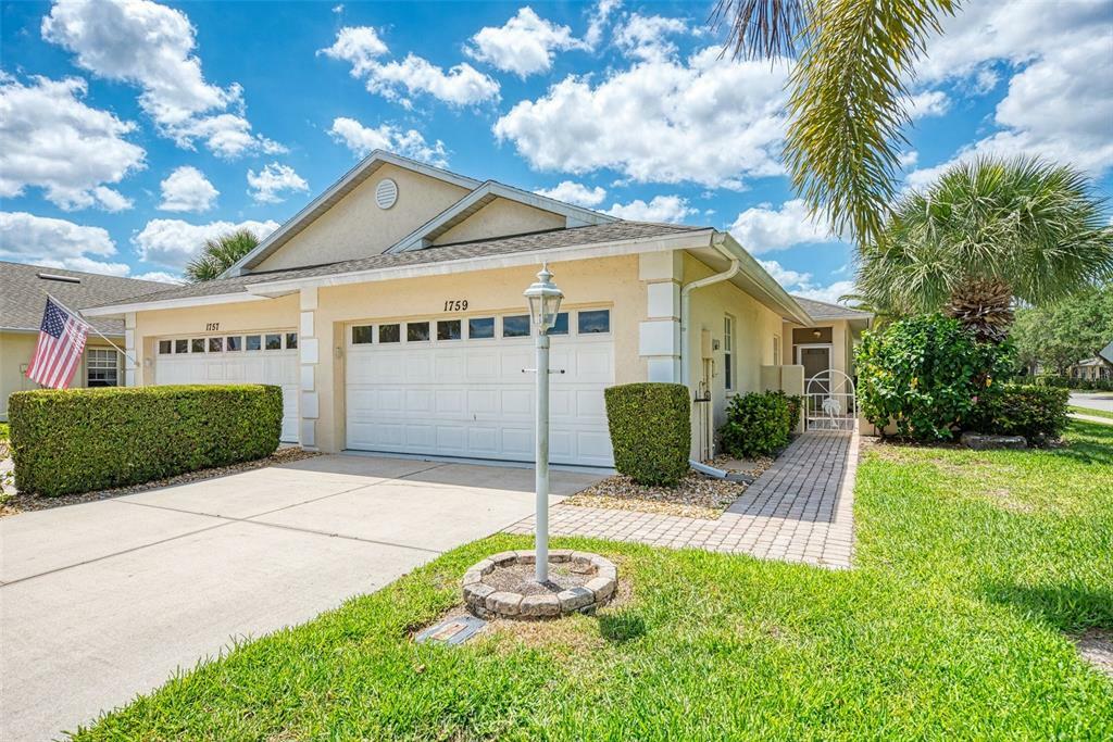 Property Photo:  1759 Fountain View Circle  FL 34292 