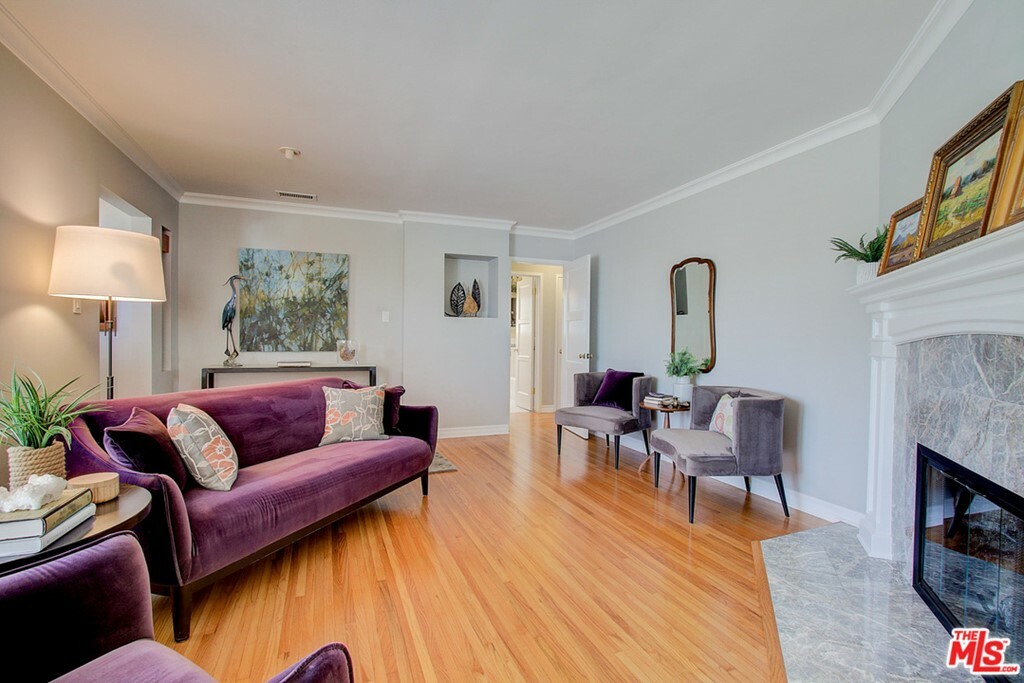 Property Photo:  11871 Juniette Street  CA 90230 