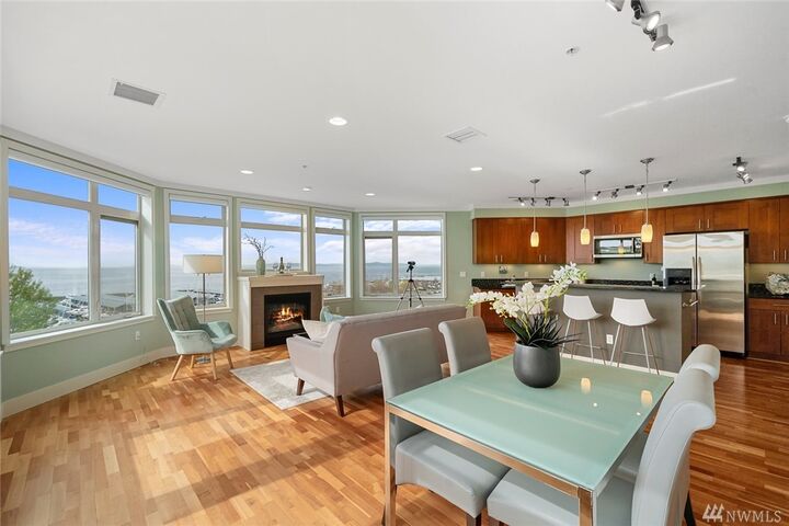 51 Pine St 207  Edmonds WA 98020 photo