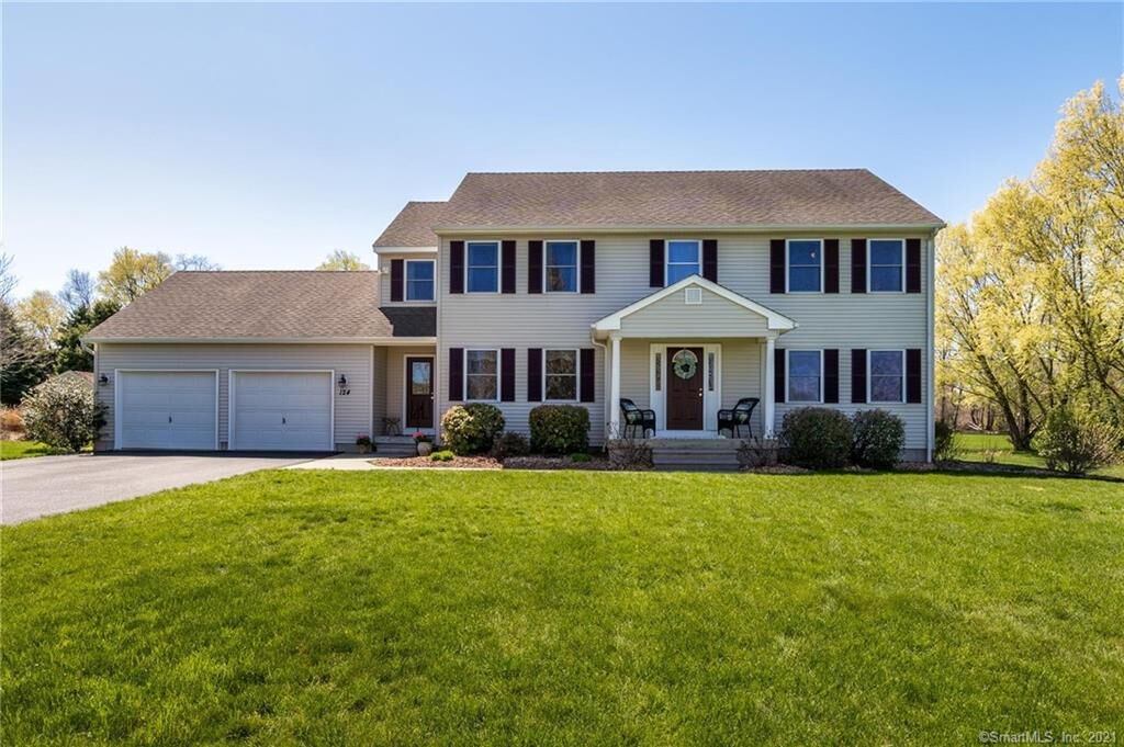 Property Photo: 124 Middle Road CT 06029