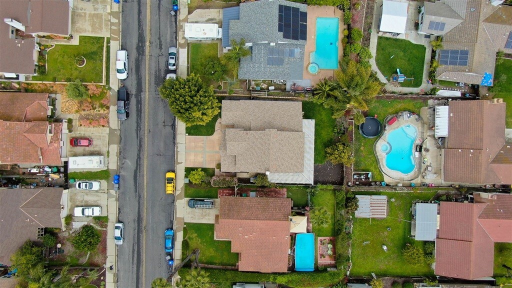 Property Photo: 1460 Darwin Dr CA 92056