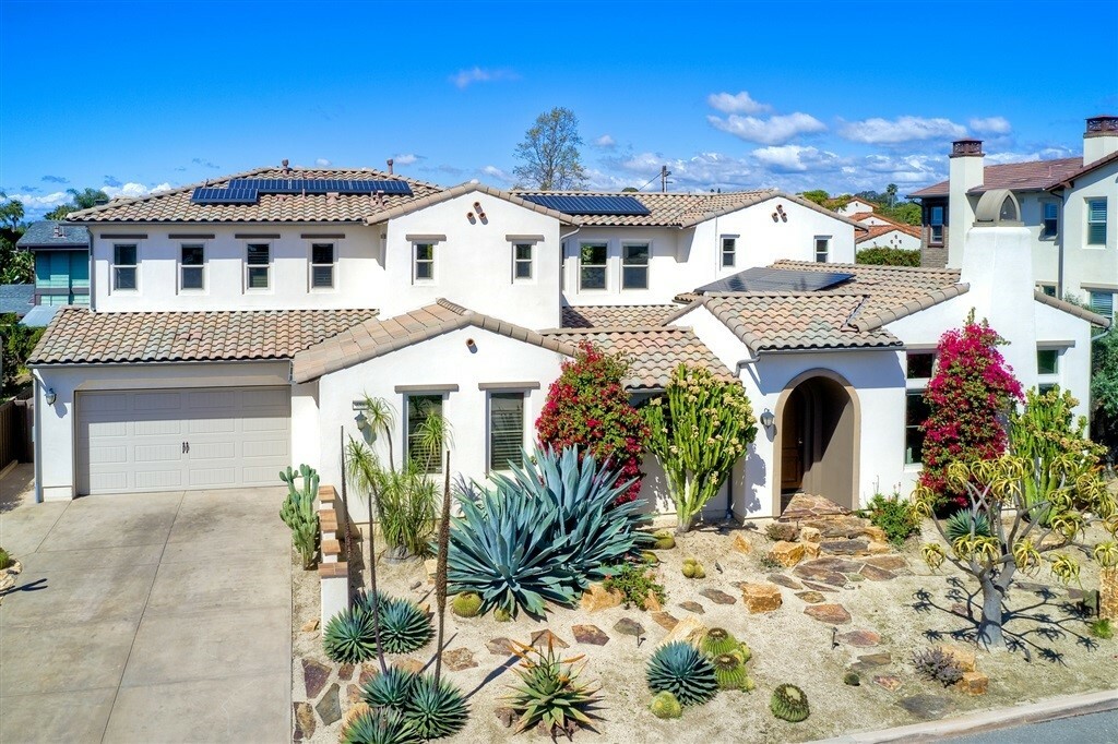 Property Photo:  686 Blossom Road  CA 92024 