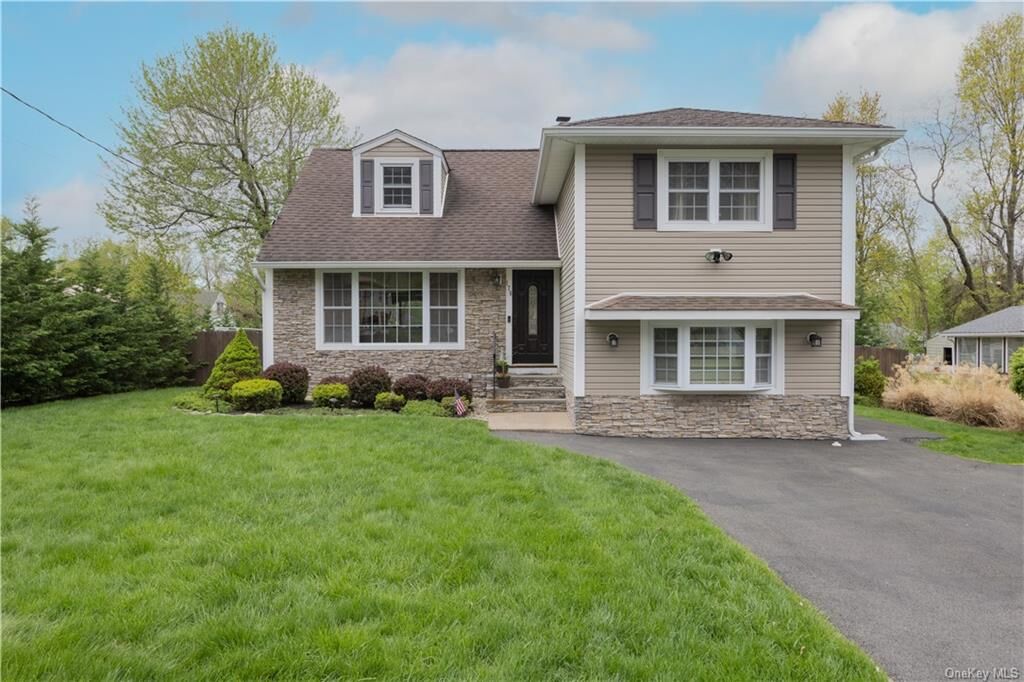 Property Photo:  176 Charles Boulevard  NY 10989 