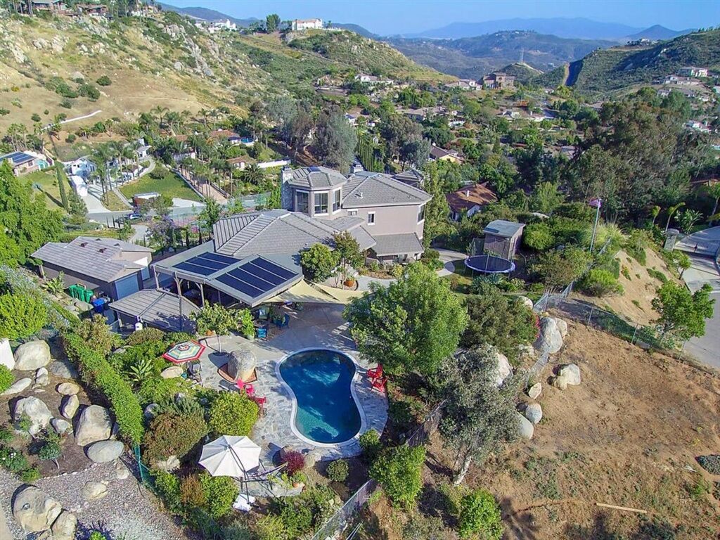 Property Photo: 1266 Burris Drive CA 92019