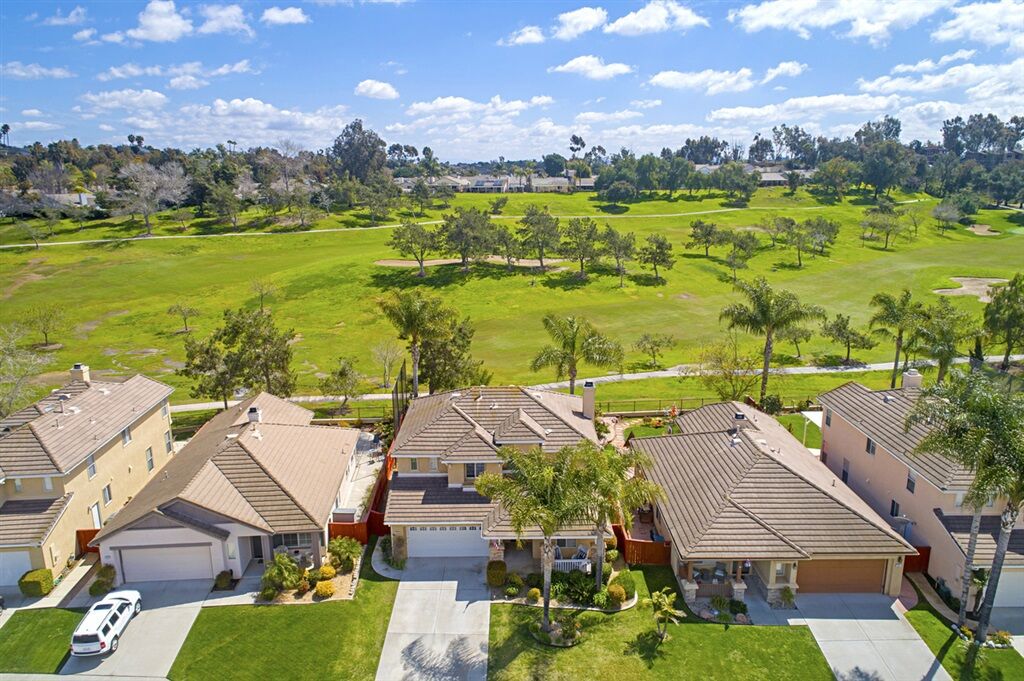 Property Photo: 533 Peach Way CA 92069
