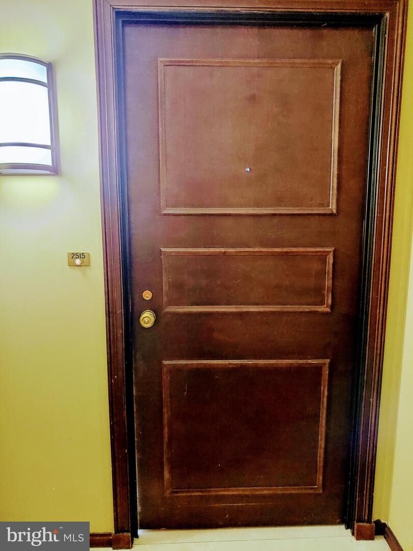 Property Photo:  5505 Seminary Road 2515N  VA 22041 