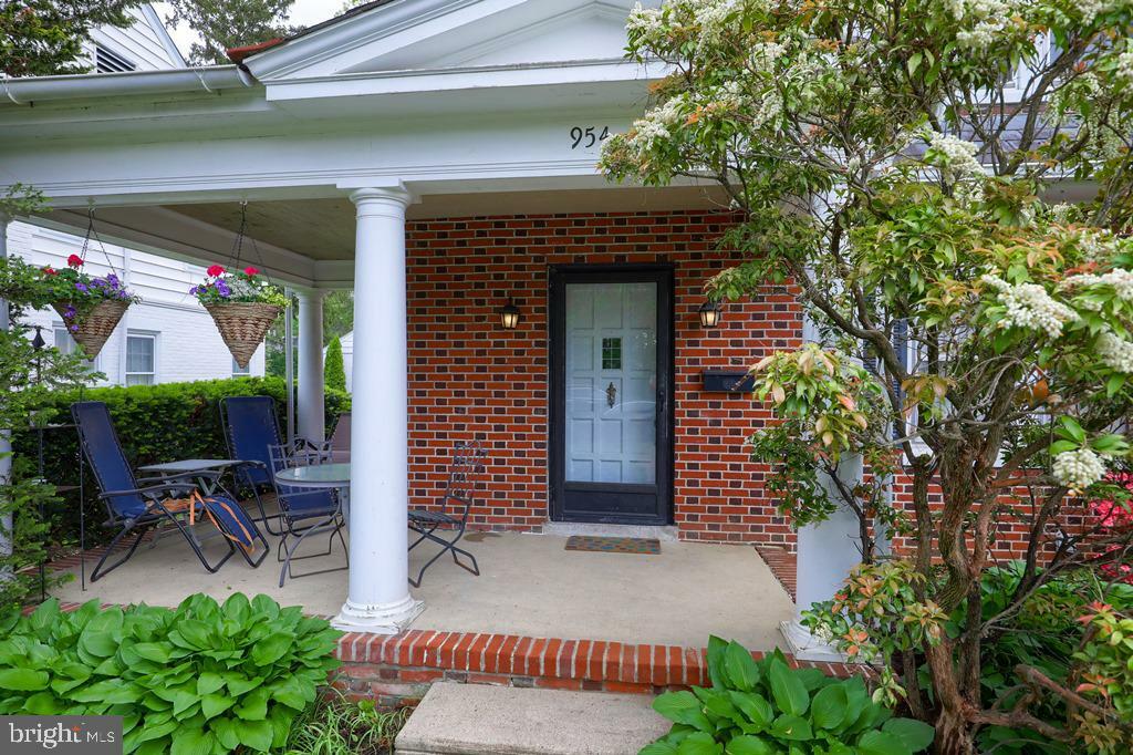 Property Photo: 954 Helen Avenue PA 17601