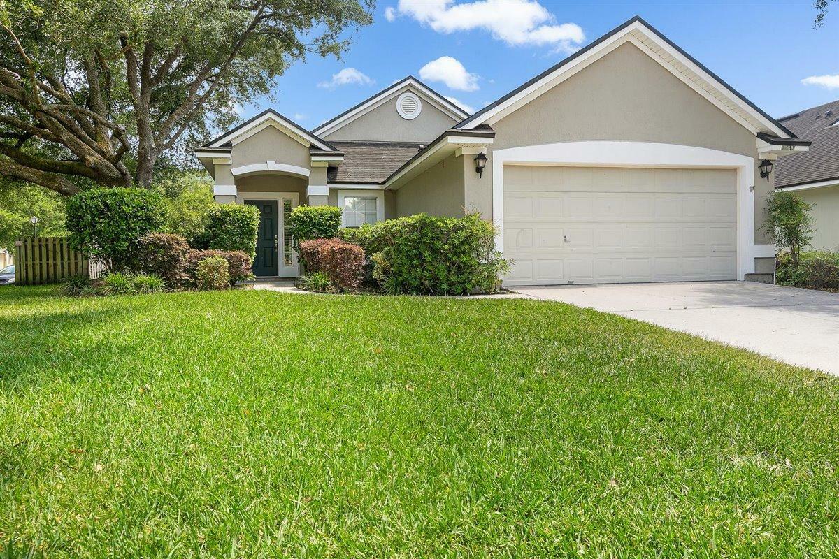 Property Photo:  1433 Bitterberry Drive  FL 32065 