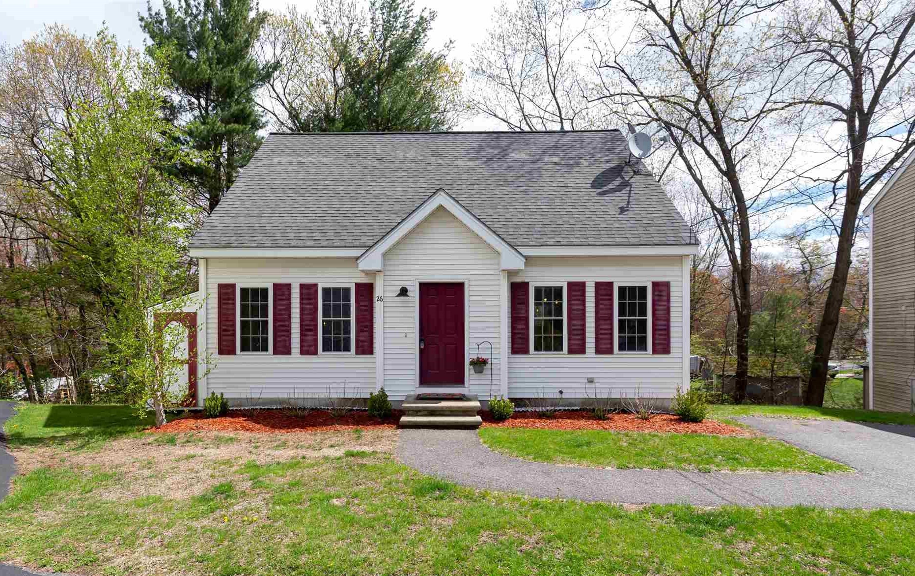 Property Photo:  26 Hartwell Brook Drive  NH 03060 