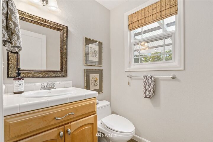 Property Photo:  6828  140th Place NE  WA 98052 