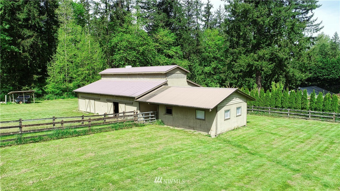 Property Photo:  11665 204th Avenue NE  WA 98053 