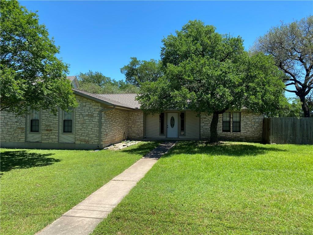 Property Photo: 804 Bosque Trail TX 78628