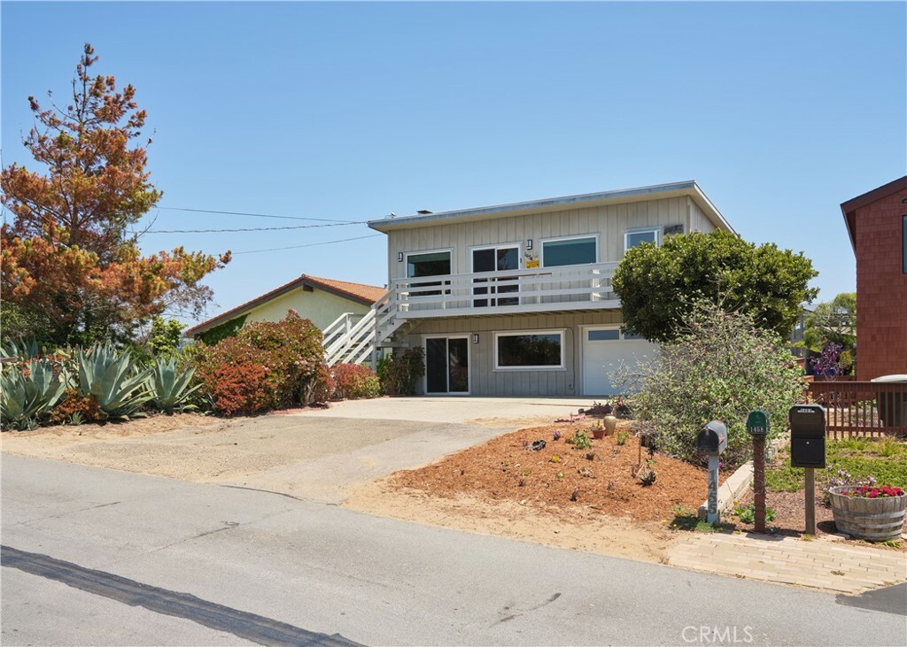 Property Photo:  1454 4th Street  CA 93402 