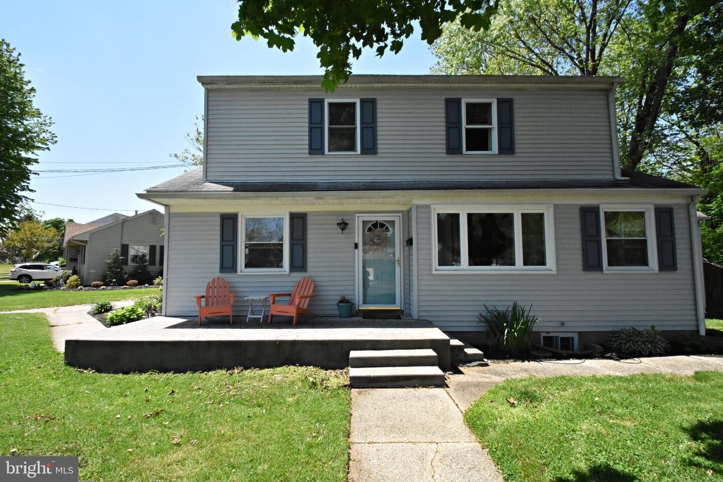 Property Photo:  2 W Woodcrest Avenue  NJ 08052 