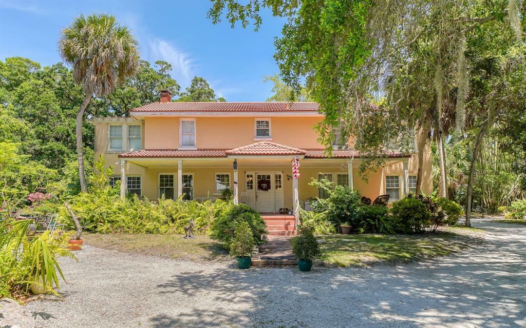 Property Photo:  4014 Bay Shore Road  FL 34234 