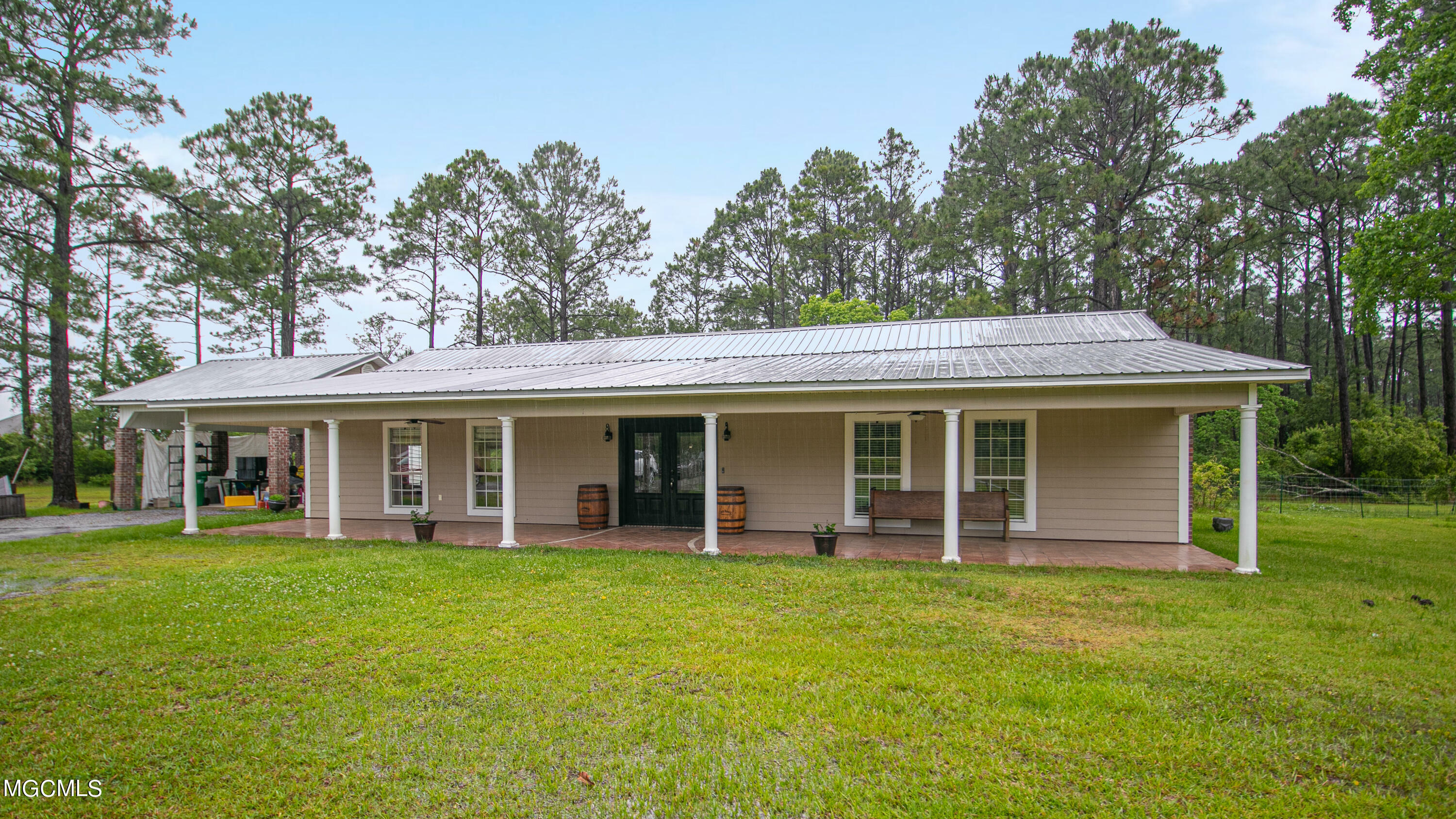 10235 Muszar Lane  Ocean Springs MS 39565 photo