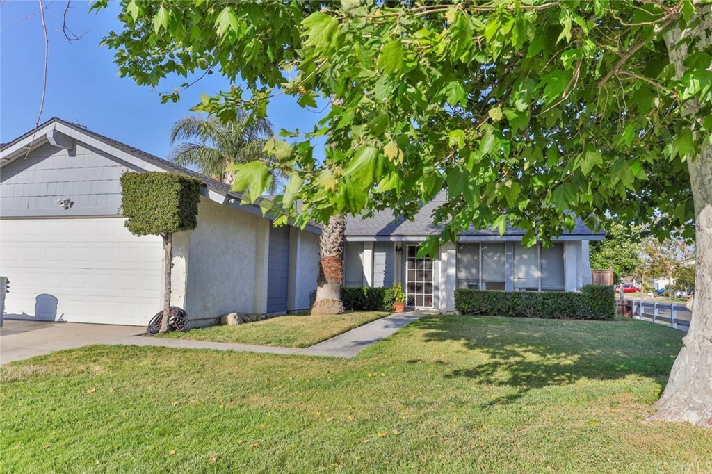 Property Photo: 2929 S Del Norte Avenue CA 91761