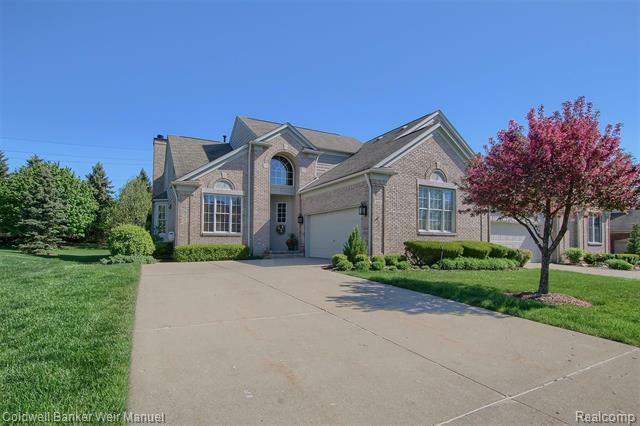 Property Photo:  44921 Aspen Ridge Drive  MI 48168 