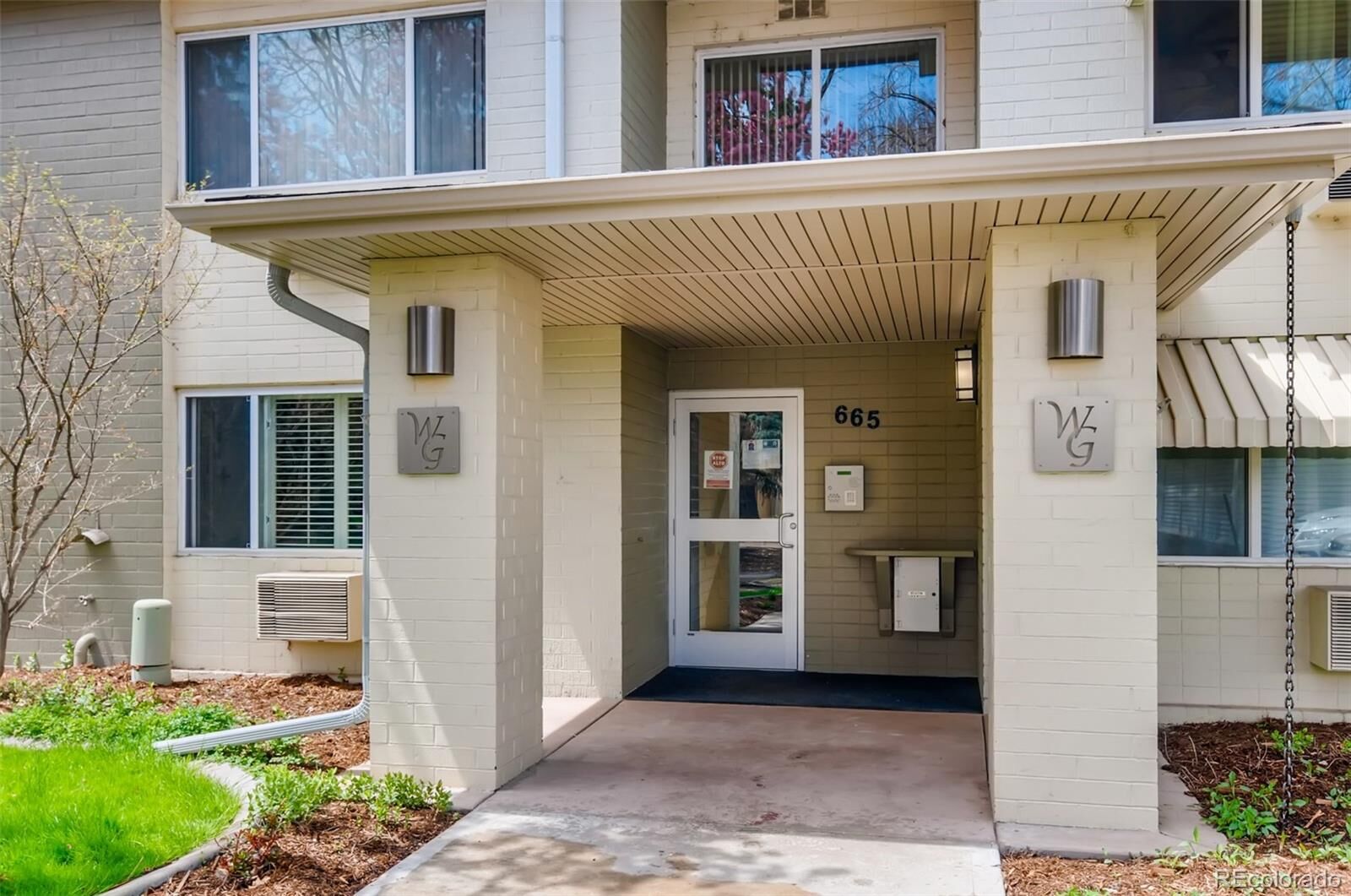 Property Photo: 665 S Clinton Street 4B CO 80247