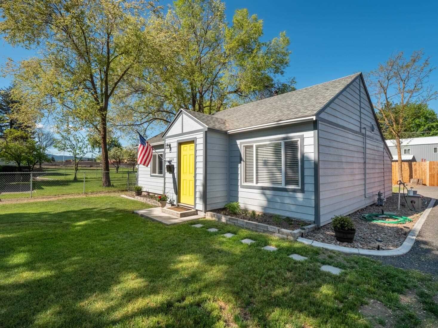 Property Photo: 3209 N Bessie Rd WA 99212