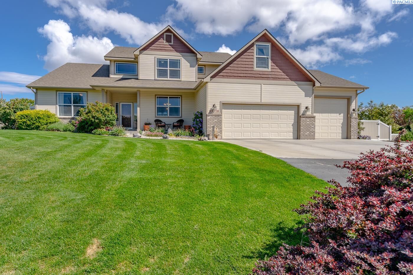 Property Photo:  98716 Canyon View Drive  WA 99338 