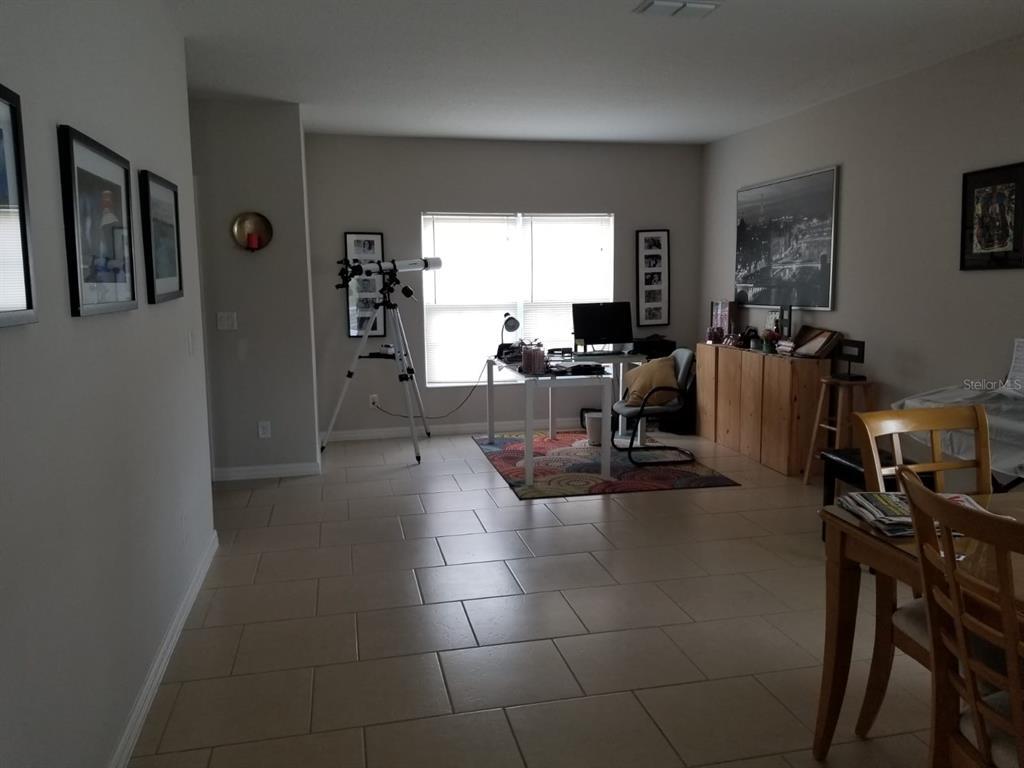 Property Photo:  4868 Rockvale Drive  FL 34758 