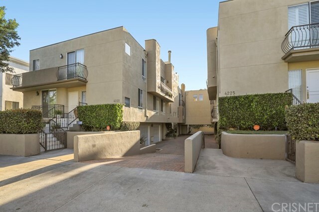 Property Photo:  4221 Tujunga Avenue D  CA 91604 