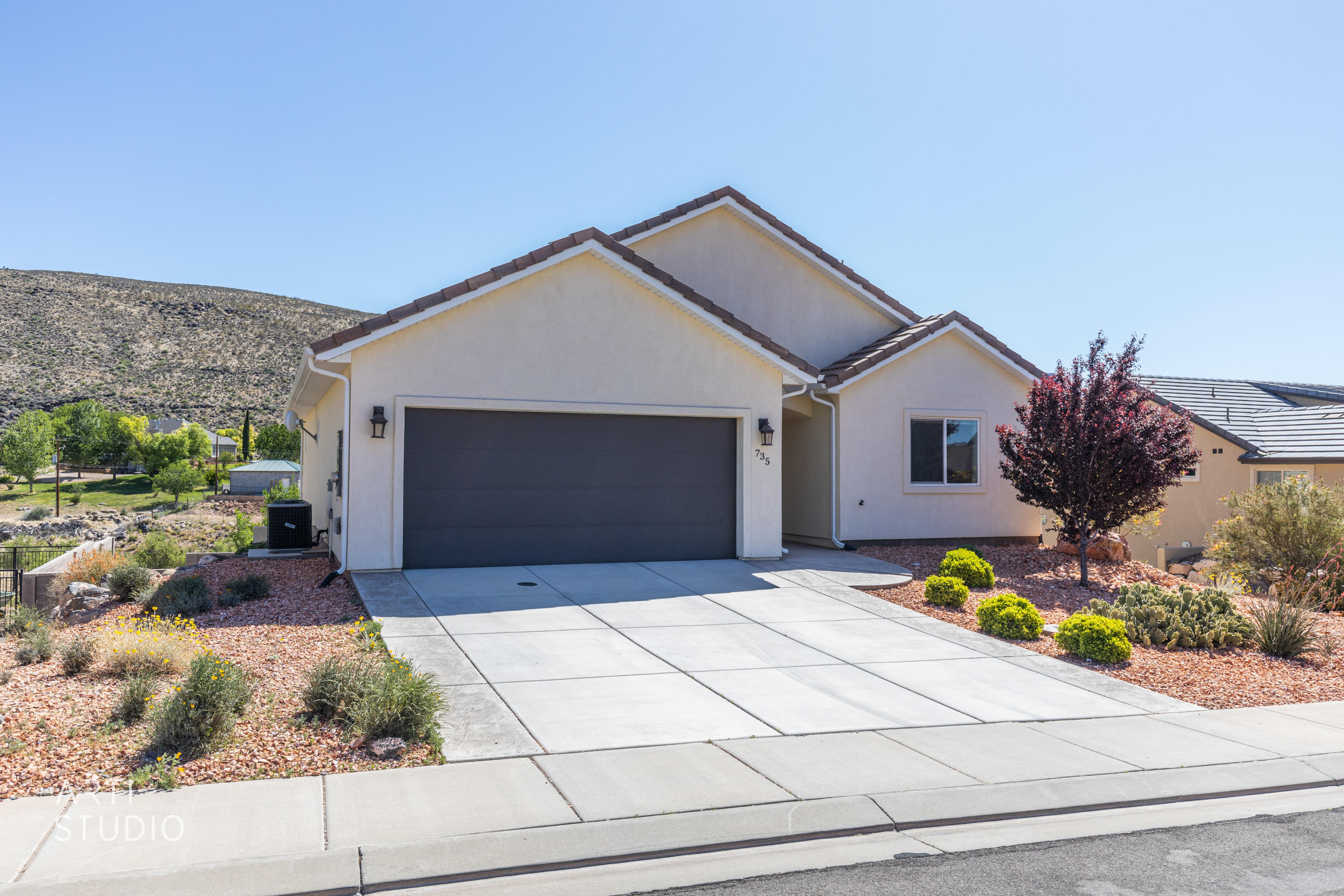 Property Photo: 735 S Peachtree UT 84774