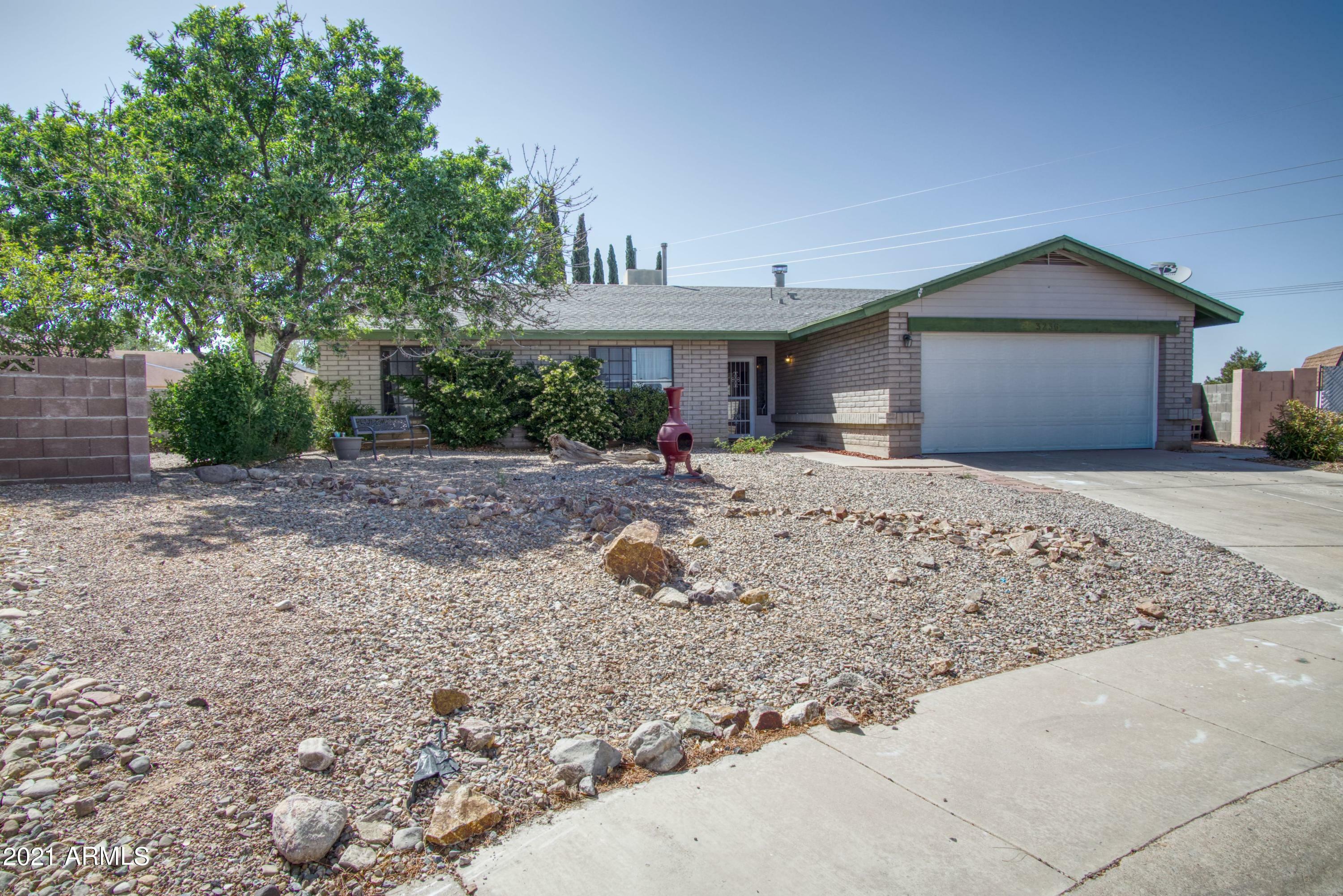 Property Photo: 3236 Falcon Way AZ 85650