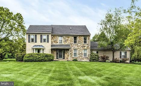 Property Photo: 5 Glen Meadow Drive PA 19342