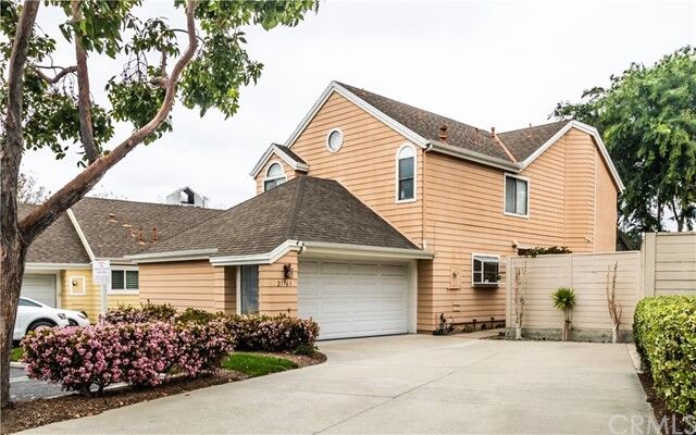 Property Photo:  21763 Alderbrook 15  CA 92692 