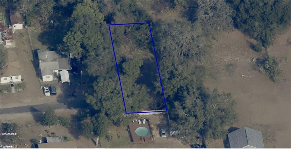 Property Photo:  211 W 16th Street  FL 32703 