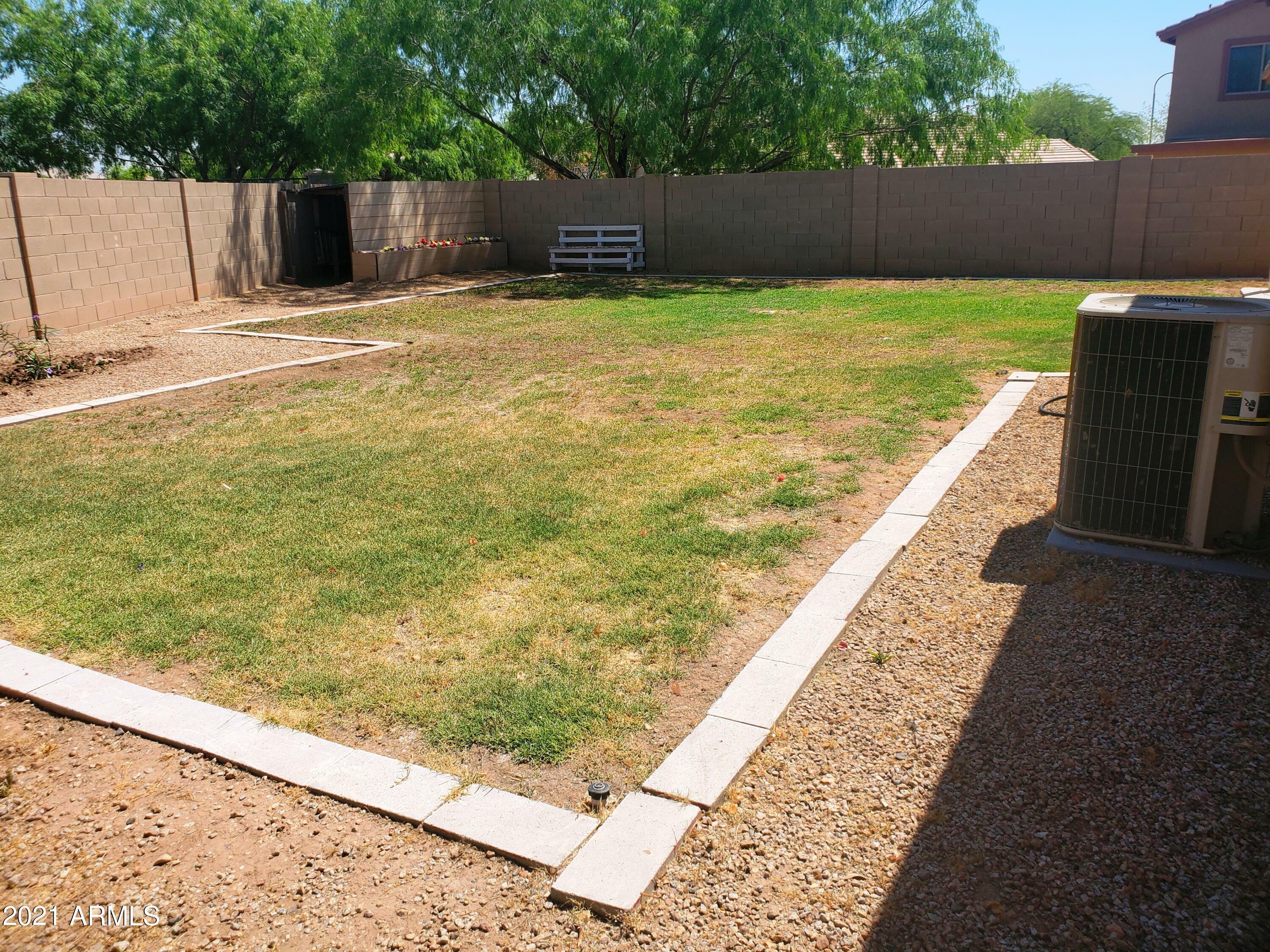 Property Photo:  5805 S 53rd Glen  AZ 85339 