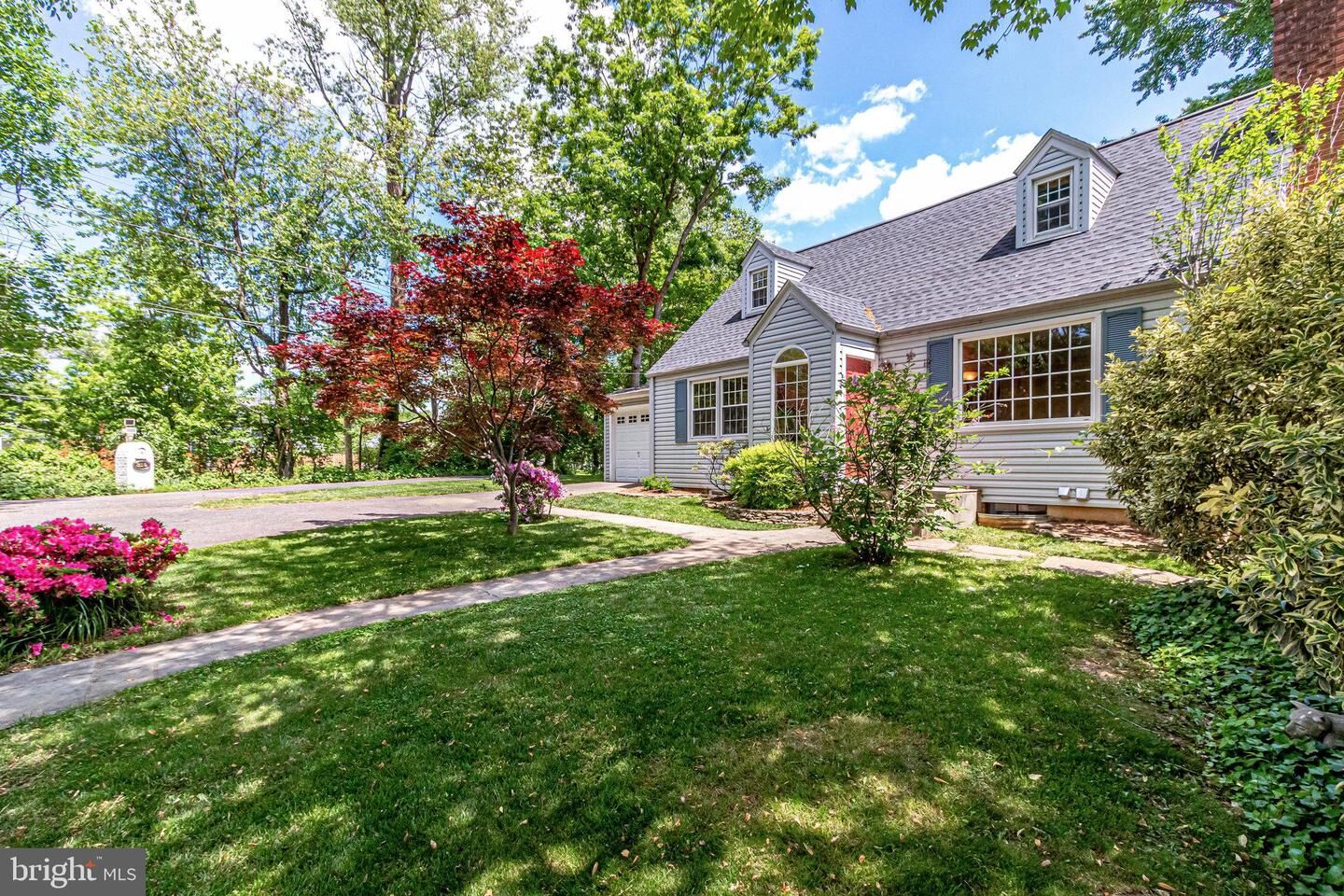 Property Photo: 312 Lee VA 22046