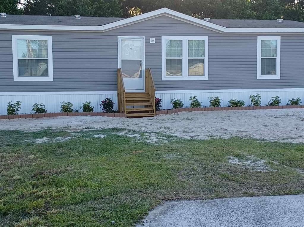 Property Photo:  5787 Cherry Tree Drive  FL 33811 